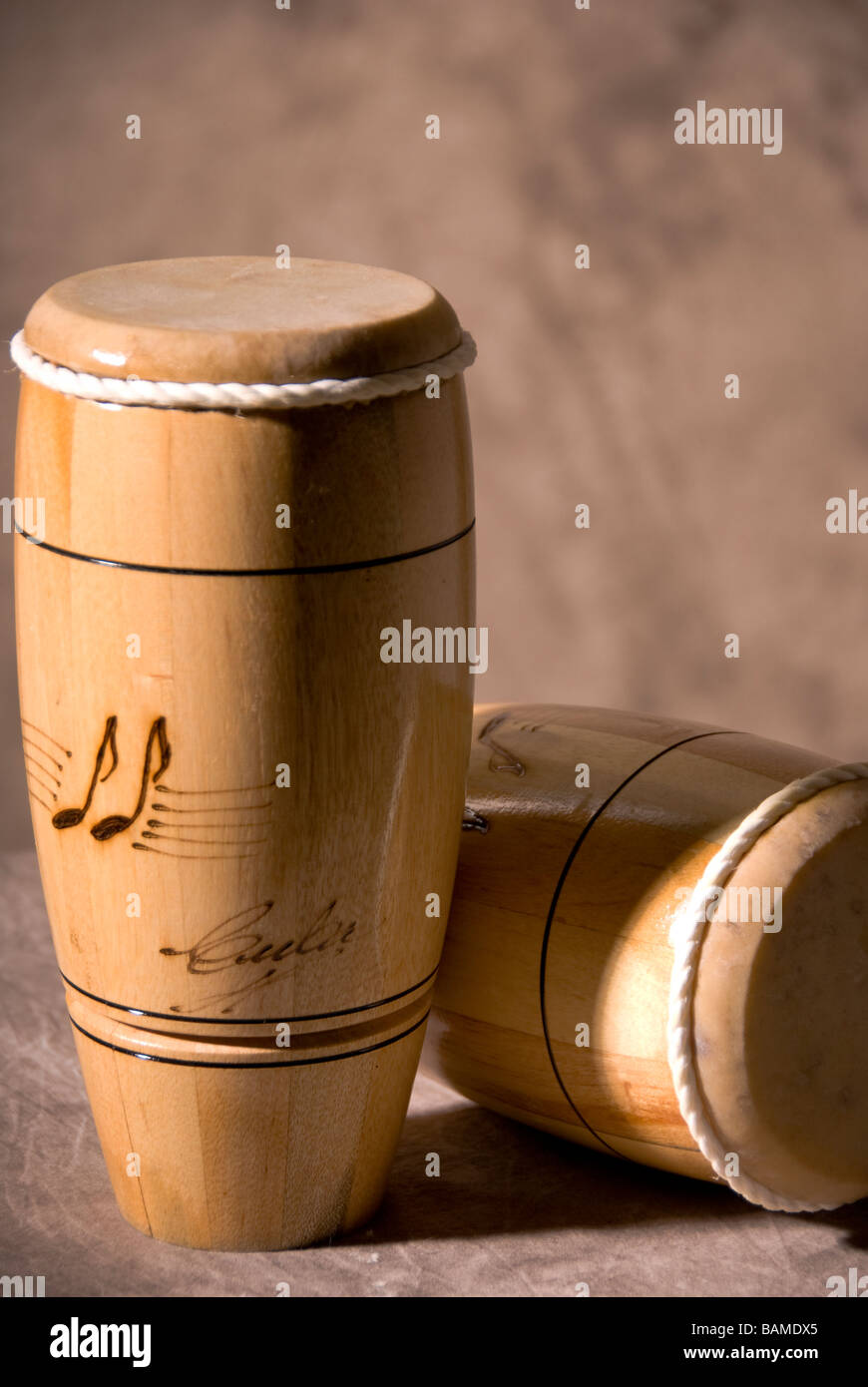 Djembe Africano 30 Cm In Legno, Tamburo A Forma Di Elefante Per Principianti E Appassionati Di Percussioni