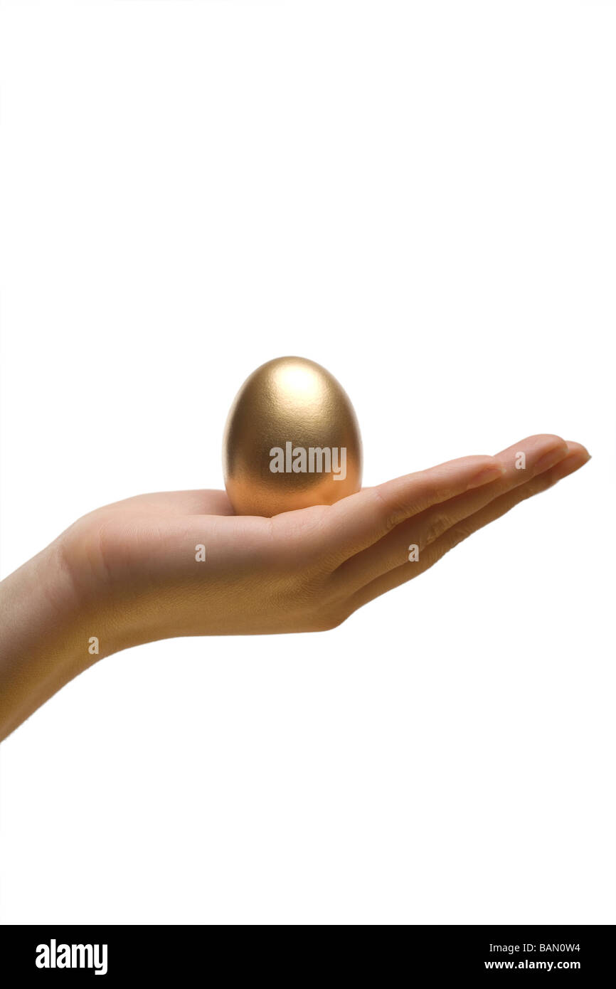 La protezione di un uovo dorato Foto Stock