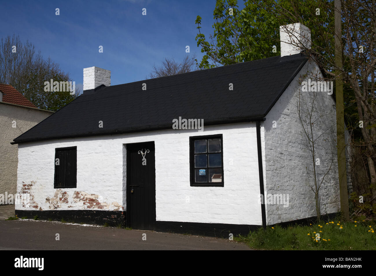 La Forge tardo XVIII secolo fabbri cottage nella contea di derry Londonderry Irlanda del Nord Regno Unito Foto Stock