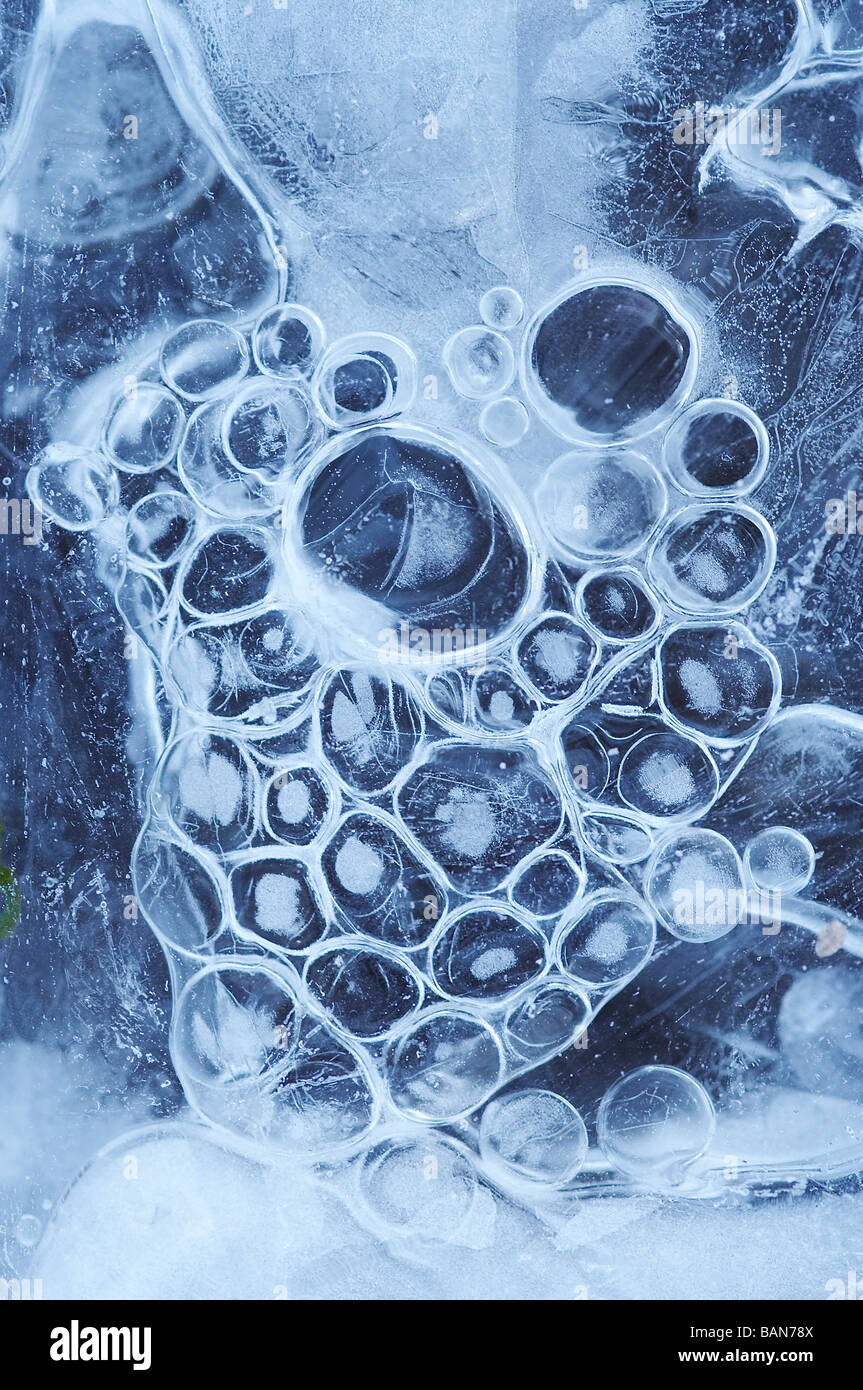 Close-up della texture di ghiaccio - gelo legata a bolle d aria Foto Stock