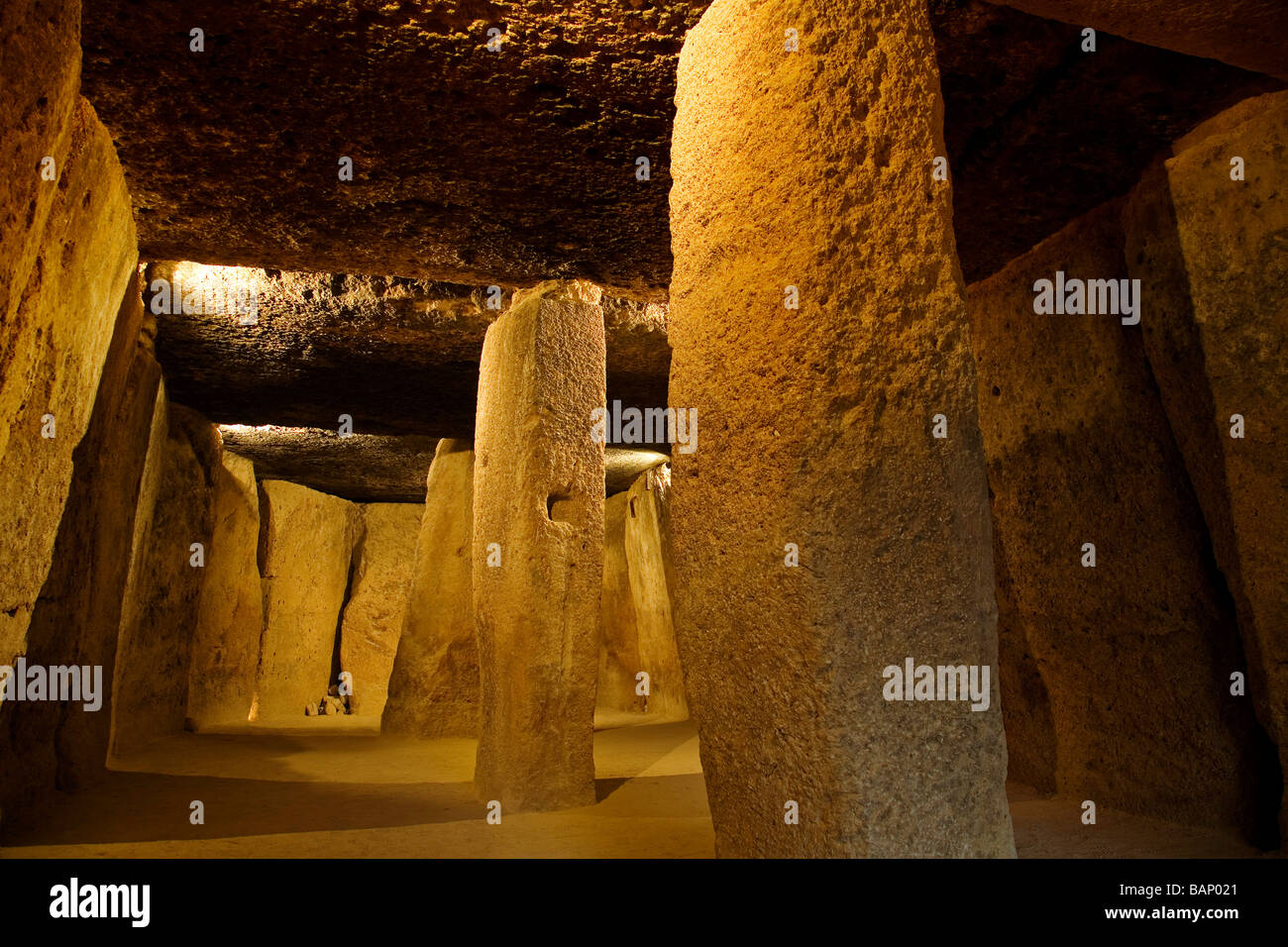 I dolmen megalitico di Menga in Antequera Málaga Andalusia Spagna Foto Stock