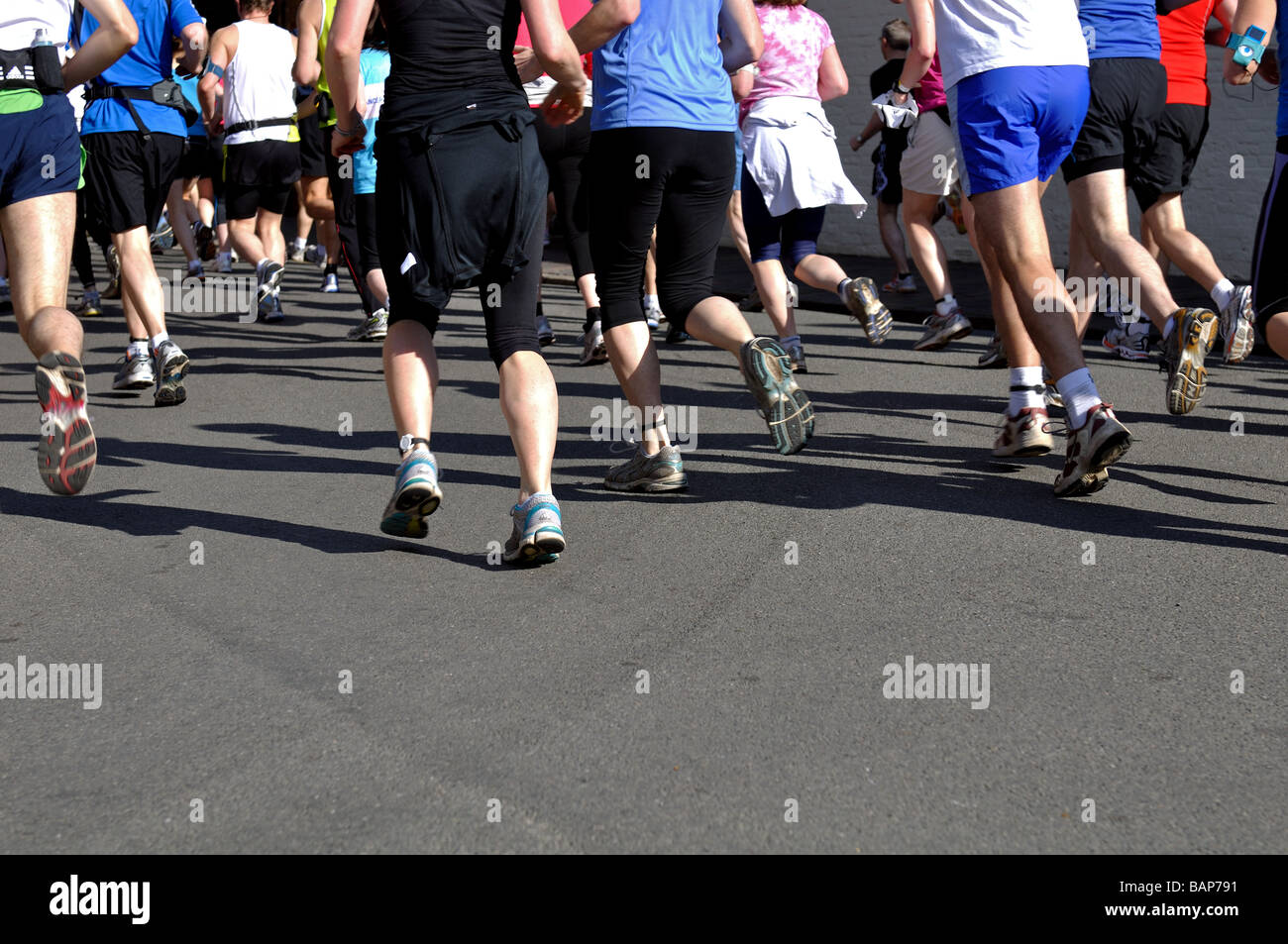 Guide di scorrimento in 2009 Shakespeare della Maratona e della mezza maratona, REGNO UNITO Foto Stock