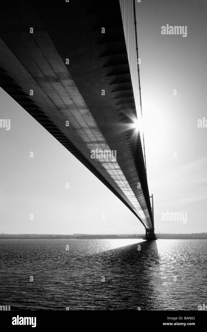 Il Humber Bridge, una delle più lunghe single span ponti di sospensione nel mondo, Hull, East Yorkshire, Humberside, REGNO UNITO Foto Stock