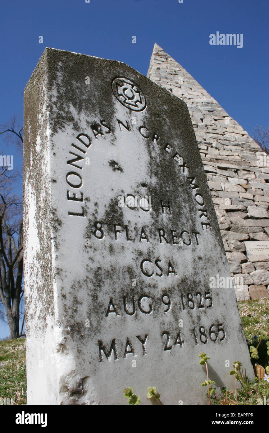 Soldato confederato di lapidi in Richmond Virginia. Cimitero di Hollywood Foto Stock