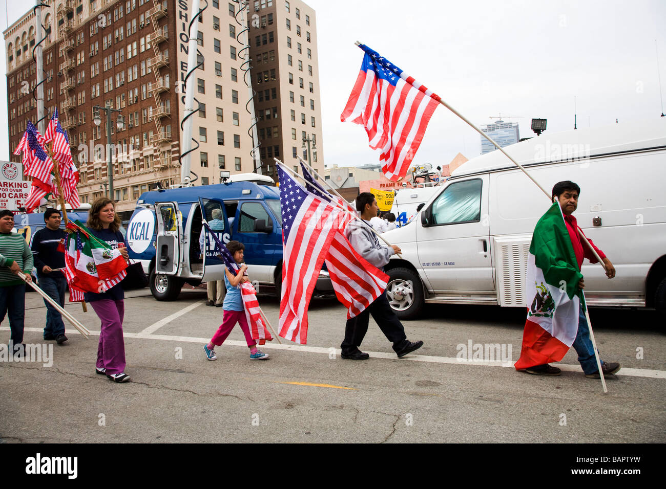 Può protestare il giorno 1 maggio 2009 presso Olympic Blvd e Broadway Los Angeles California Stati Uniti d'America Foto Stock