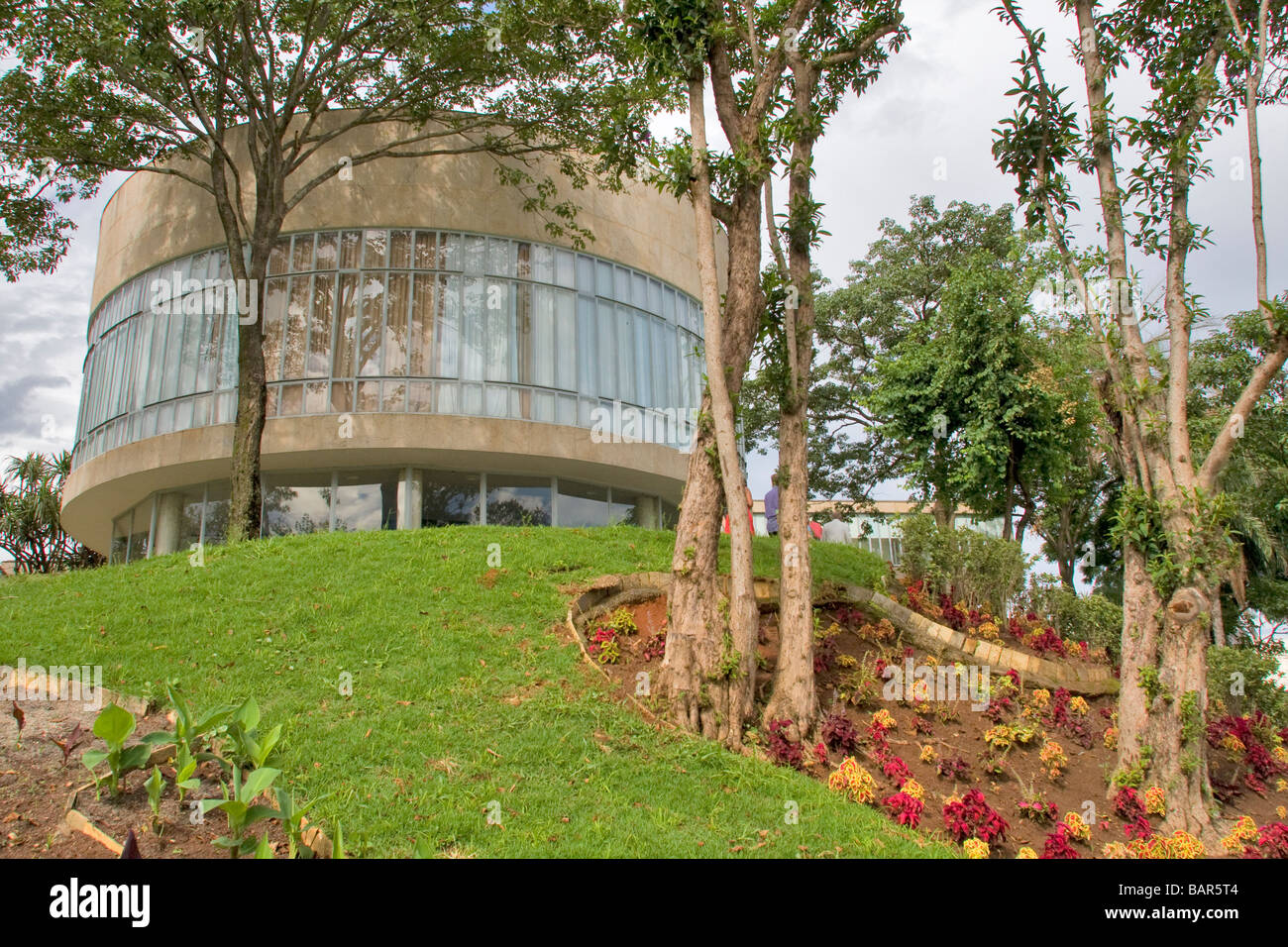 Belo Horizonte Brasile, ex Casino progettato dall architetto Oscar Niemeyer nel distretto di Pampulha di Belo Horizonte Brasile Foto Stock