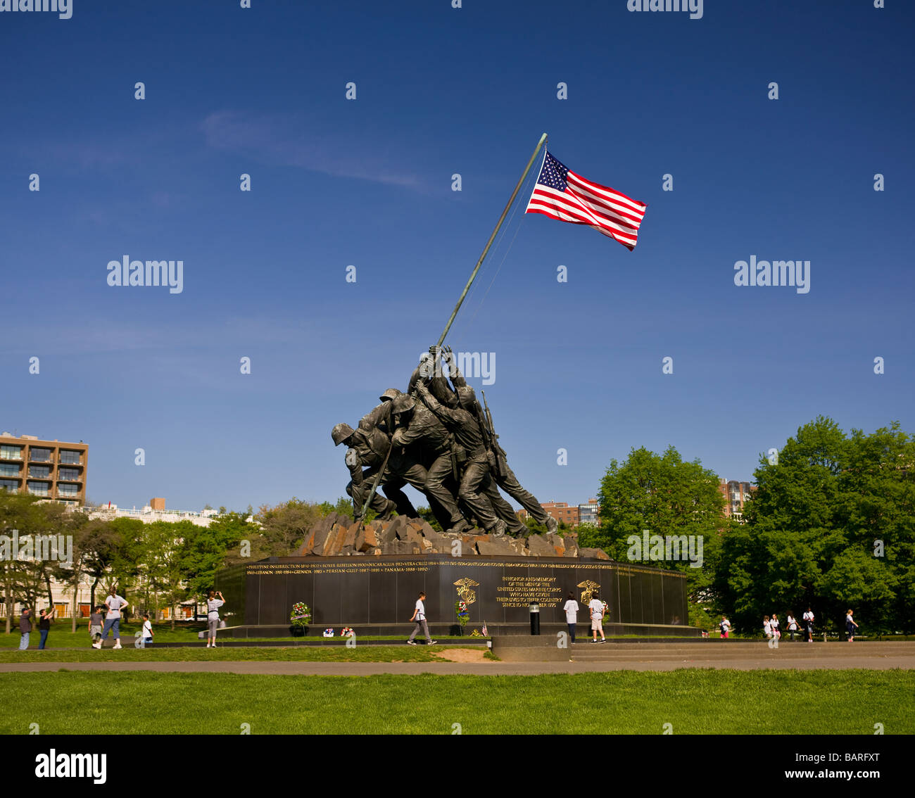 ARLINGTON VIRGINIA USA turisti visitano United States Marine Corps War Memorial Foto Stock