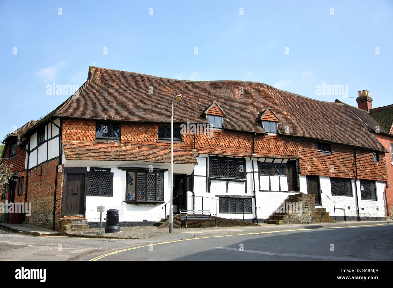 Midhurst biblioteca pubblica, Knockhundred fila, Midhurst, West Sussex, in Inghilterra, Regno Unito Foto Stock