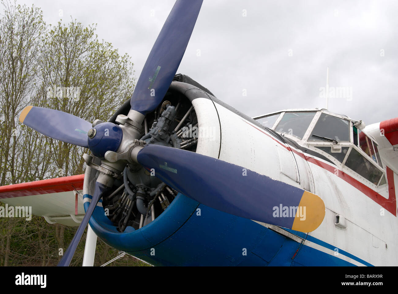 Antonov un biplano2. Questo velivolo è basato a Popham Airfield NEL REGNO UNITO. Foto Stock