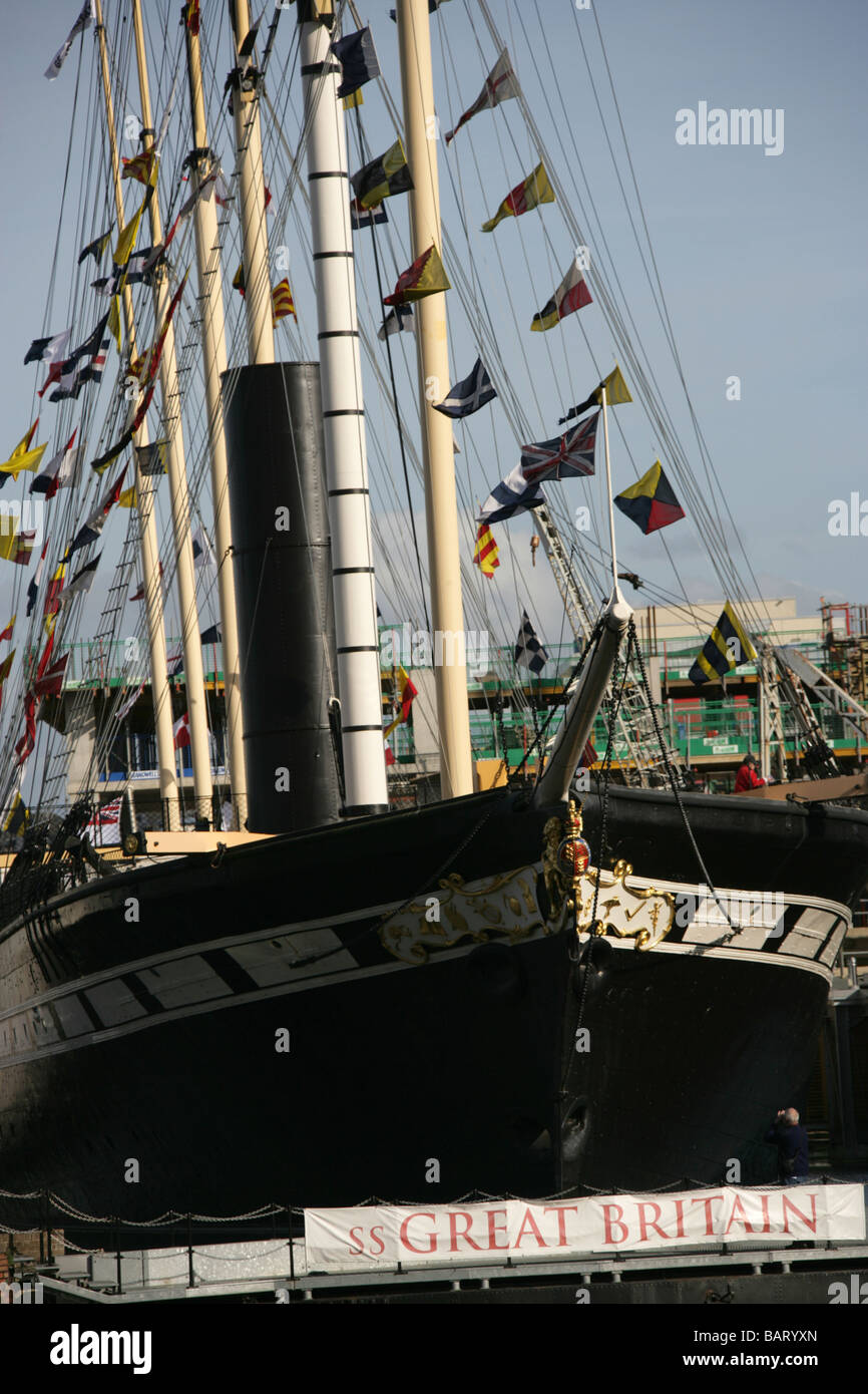 Città di Bristol, Inghilterra. Il Isambard Kingdom Brunel ferro progettato scafo della nave SS Gran Bretagna. Foto Stock