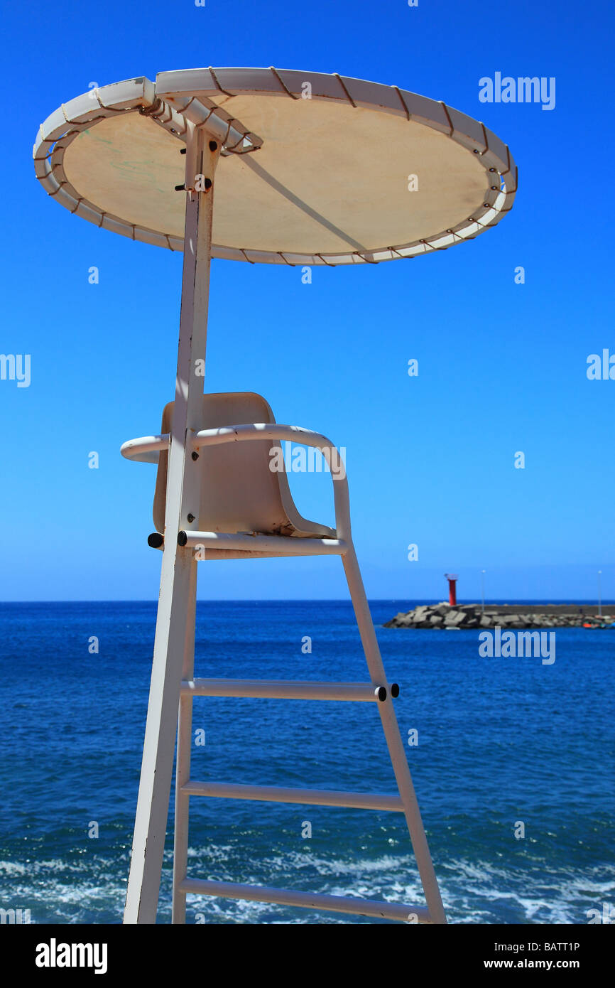 Bagnino di salvataggio la torre di avvistamento a seashore in Puerto de la Aldea Gran Canaria Spagna Europa Foto Stock