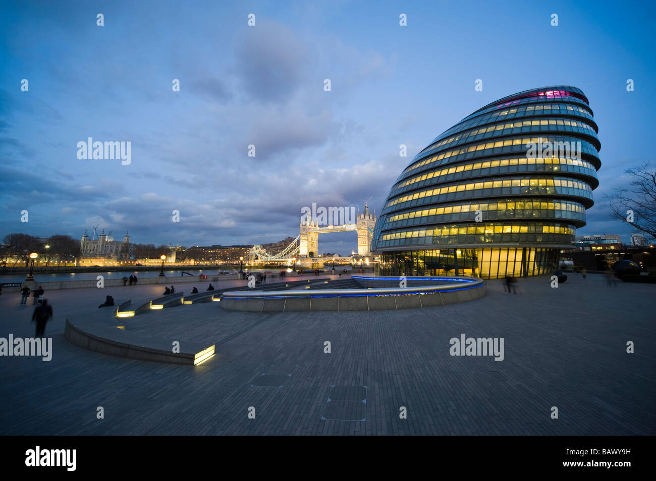 Greater London Authority di notte Foto Stock