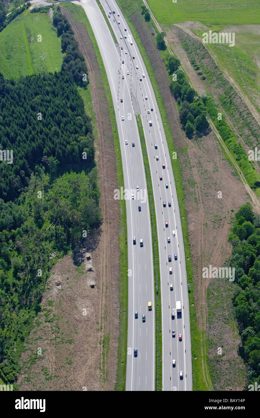 Vista aerea dell'autostrada 96, autostrada da Monaco a Lindau, Baviera, Germania Foto Stock