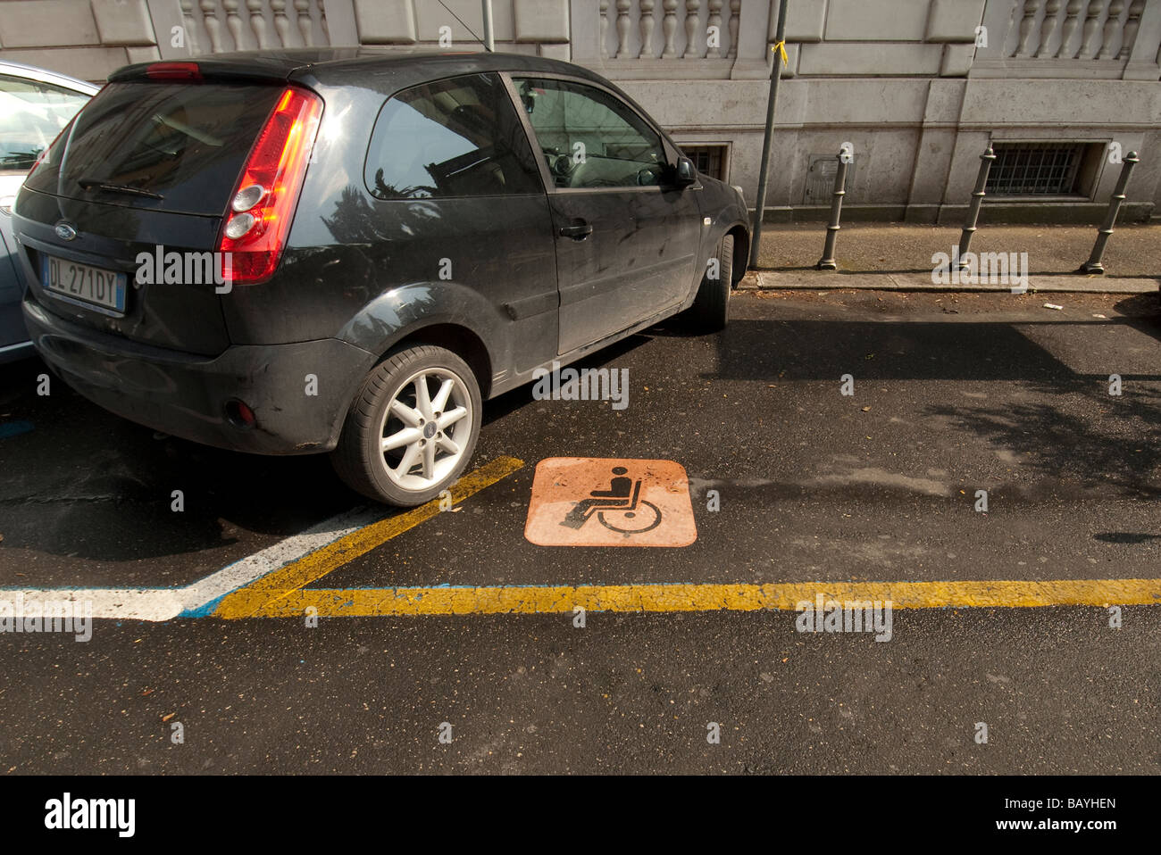 Parcheggio disabili bay Roma Foto Stock