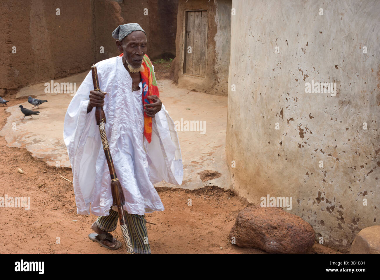 Capo villaggio villaggio Bowku Ghana Africa. Foto Stock