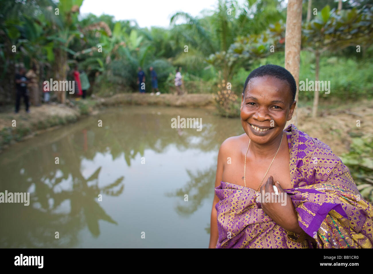 Donna, capo villaggio Dakoto Junction, Ghana, Africa. Foto Stock