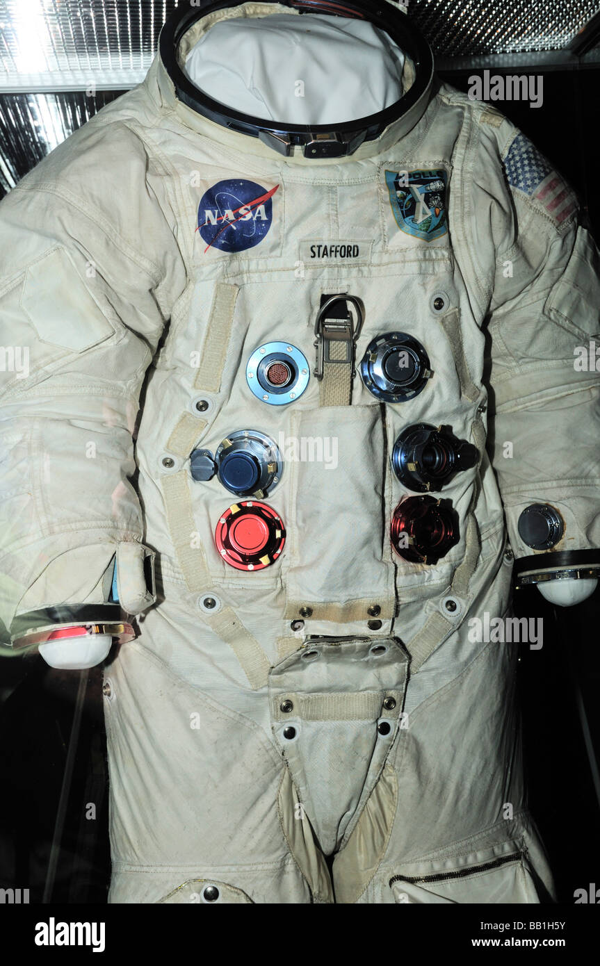 Tuta spaziale immagini e fotografie stock ad alta risoluzione Alamy