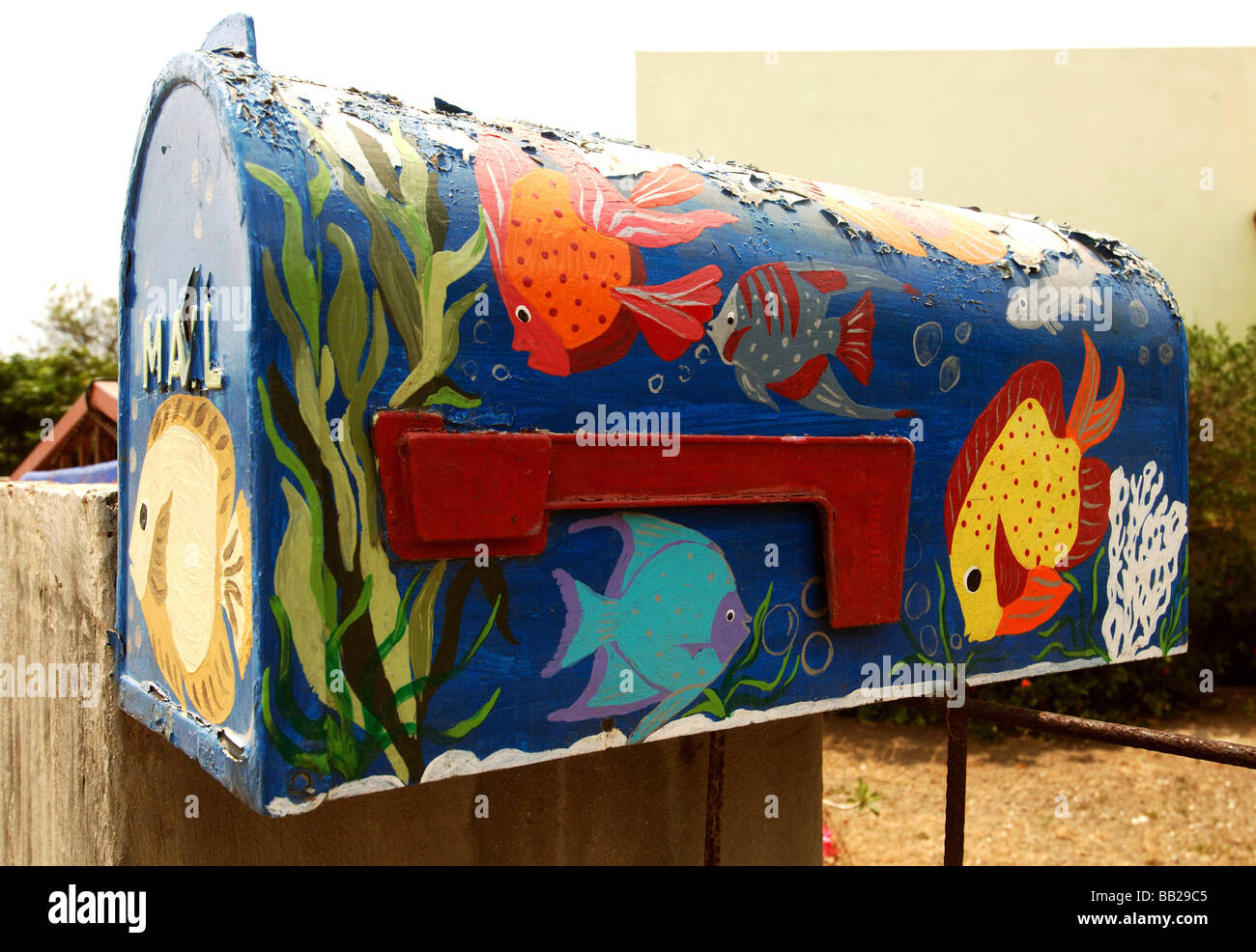 Antille Olandesi Bonaire Kralendijk decorate mailbox Foto Stock