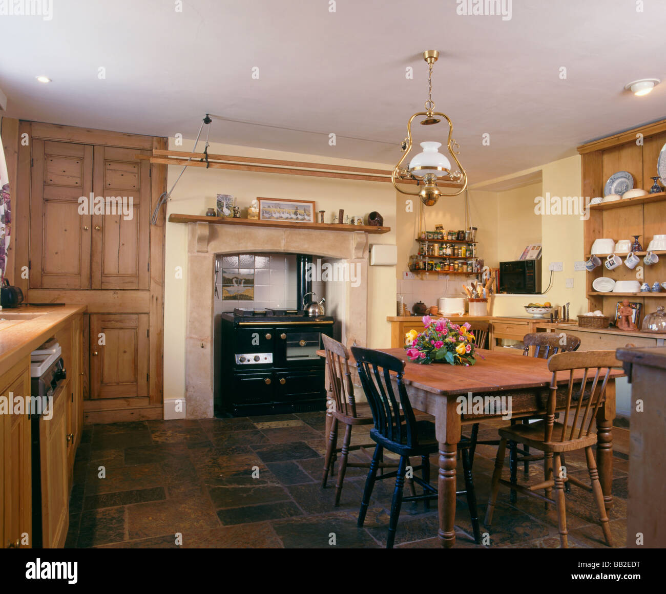 Regno Unito casa interno, cucina sala da pranzo Camera Foto Stock