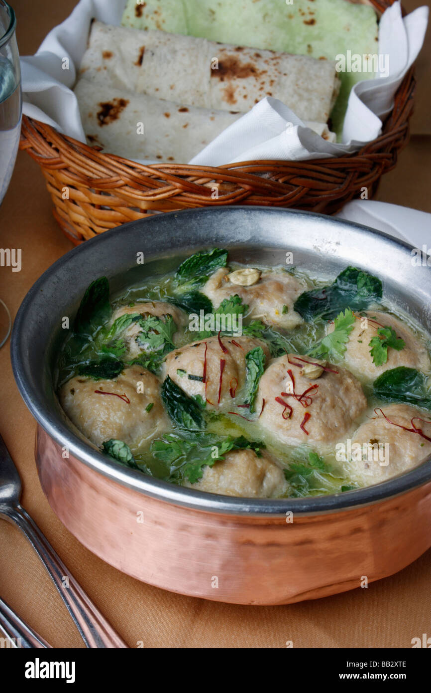 Gushtba polpette di carne in salsa di yogurt Foto Stock