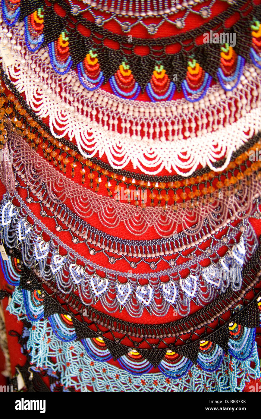 Collane di perle in esposizione al mercato, Cuenca, Ecuador, Sud America  Foto stock - Alamy