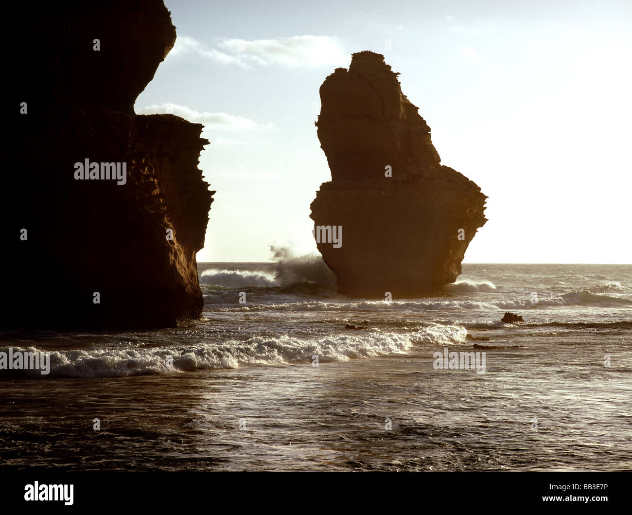 Stack di calcare a Gibsons passi la Great Ocean Road Costa Parco Nazionale di Port Campbell Victoria Australia Foto Stock