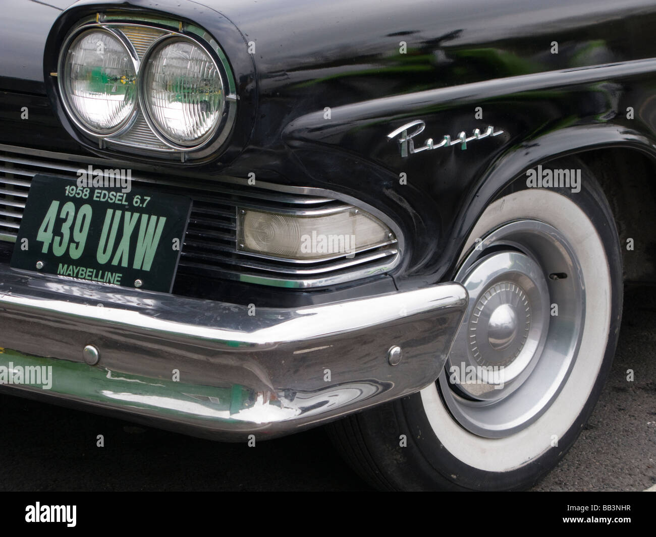 American Classic Car con muro bianco pneumatici Foto Stock