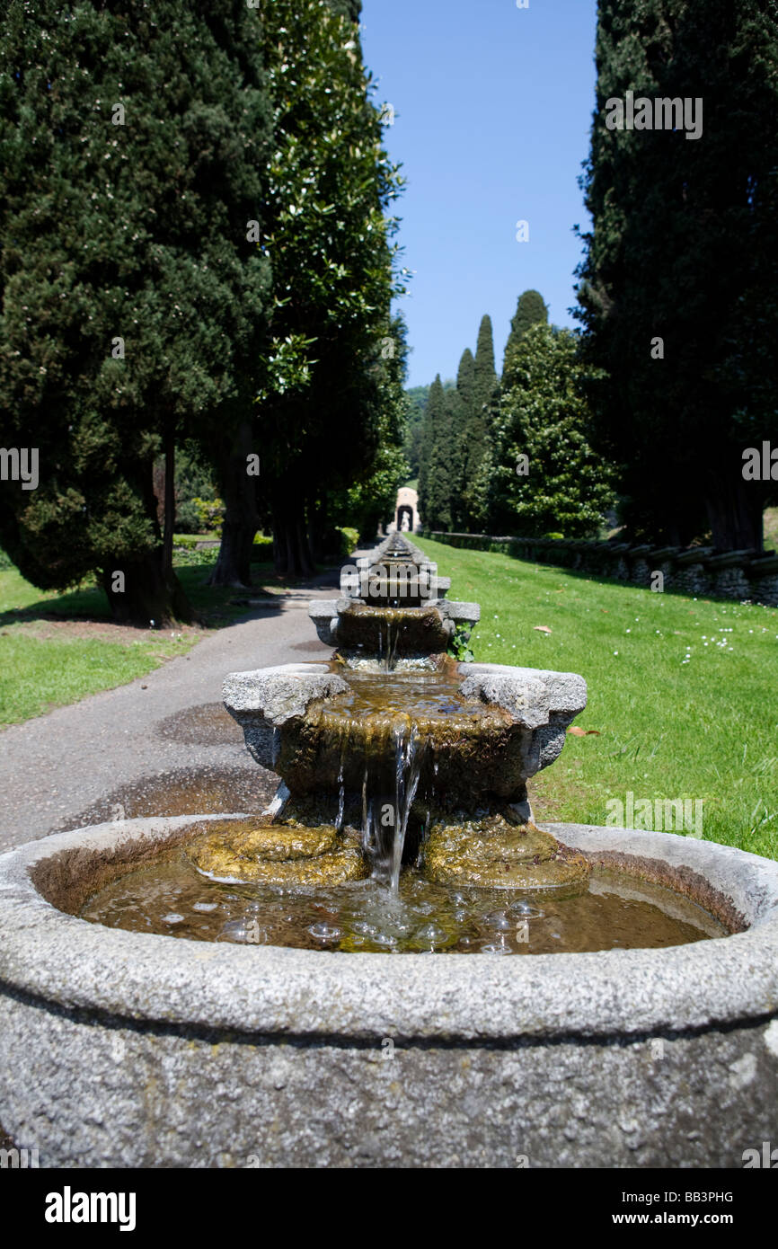 Bellissime fontane di villa deste immagini e fotografie stock ad alta  risoluzione - Alamy