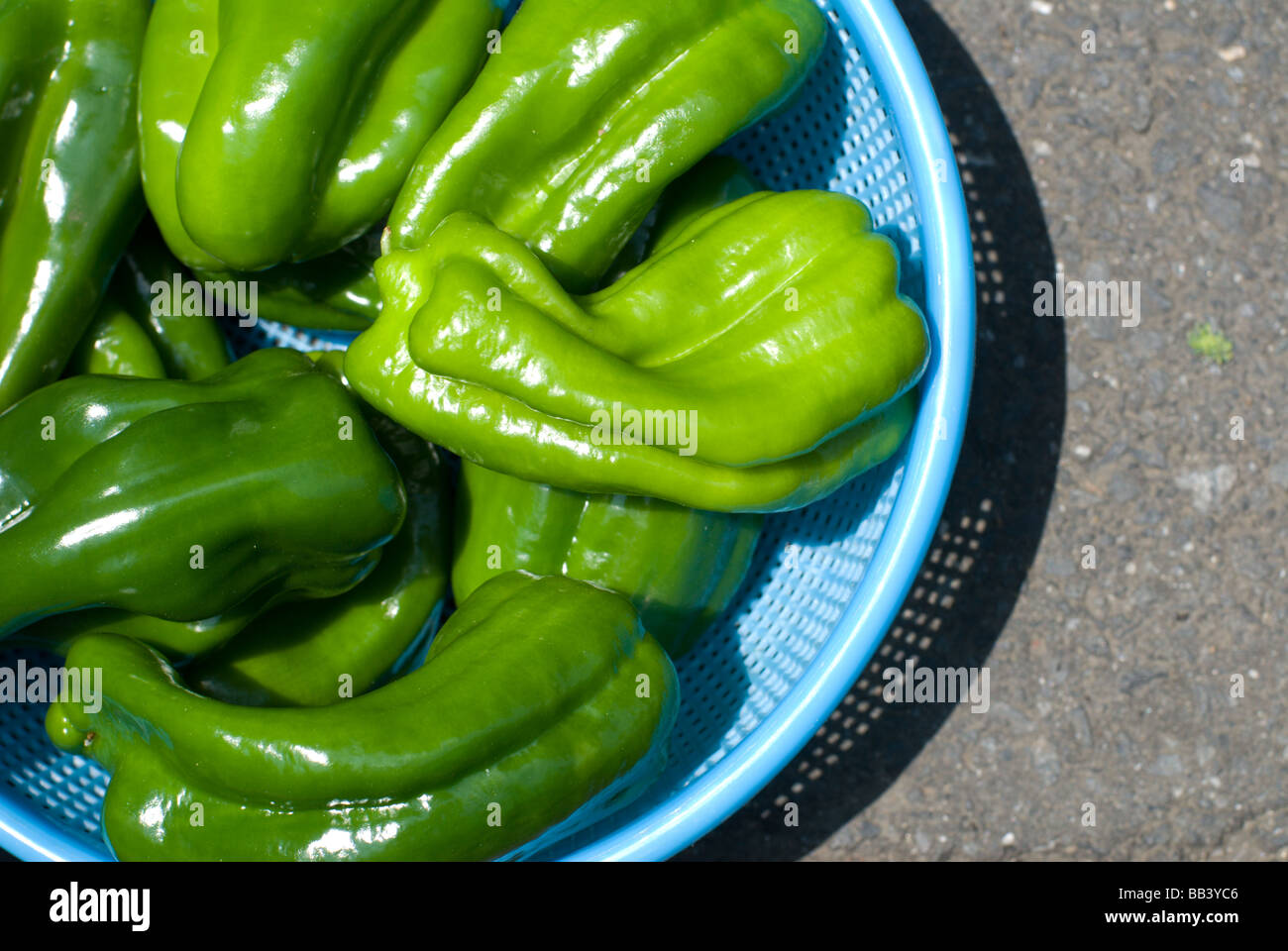 Dettaglio dei prodotti disponibili presso Ameyokocho (o) Ameyayokocho mercati, Tokyo, Giappone Foto Stock