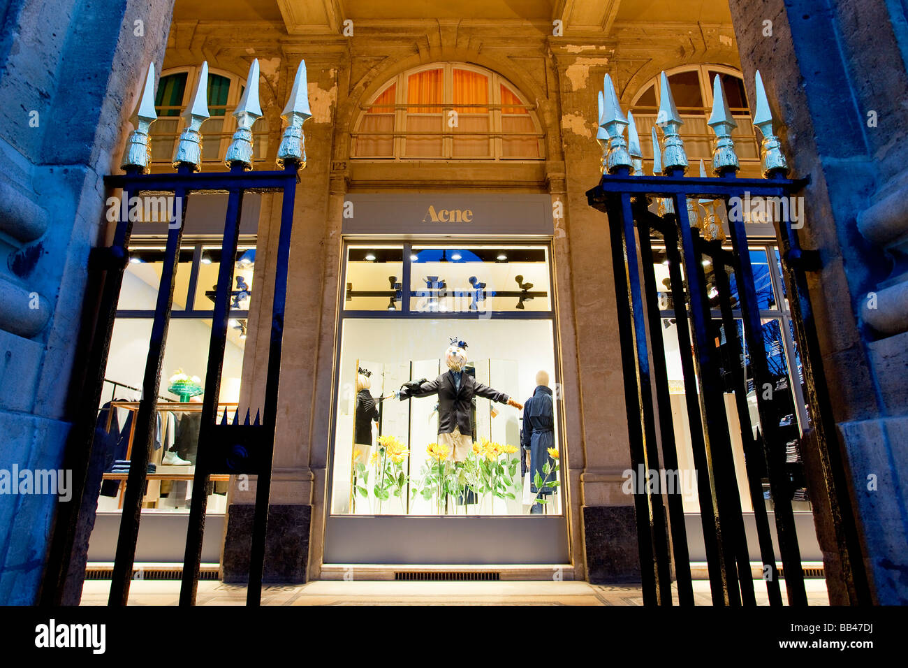 GALERIE DE VALOIS PALAIS ROYAL PARIGI FRANCIA Foto Stock