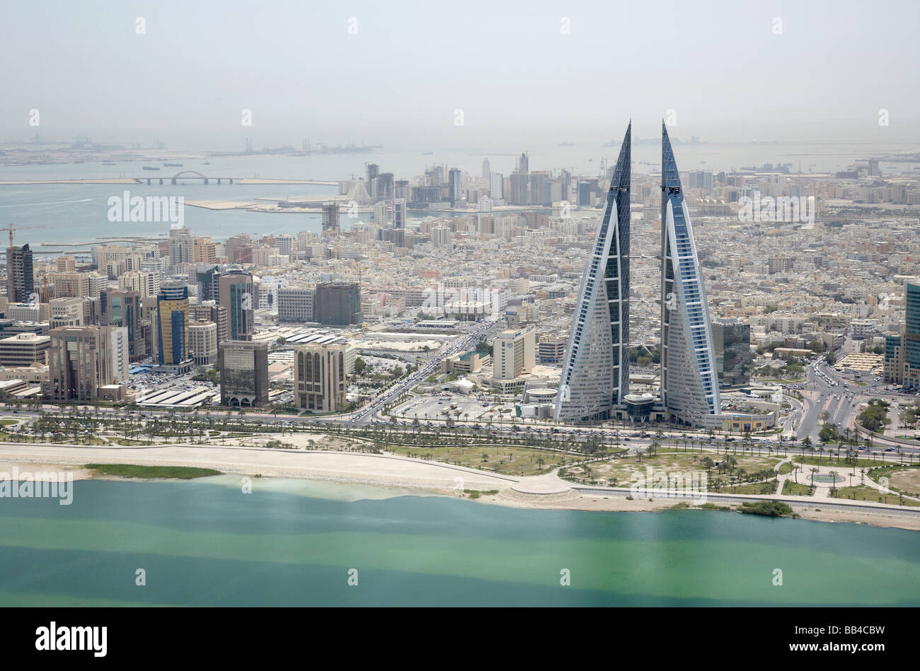 Bahrain Financial Harbour e il World Trade Centre Centre Manama Foto Stock