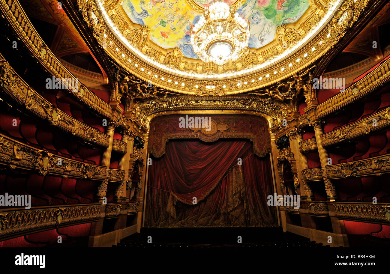 All'interno del Palais Garnier, il più antico teatro dell'Opera di Parigi,  Francia Foto stock - Alamy