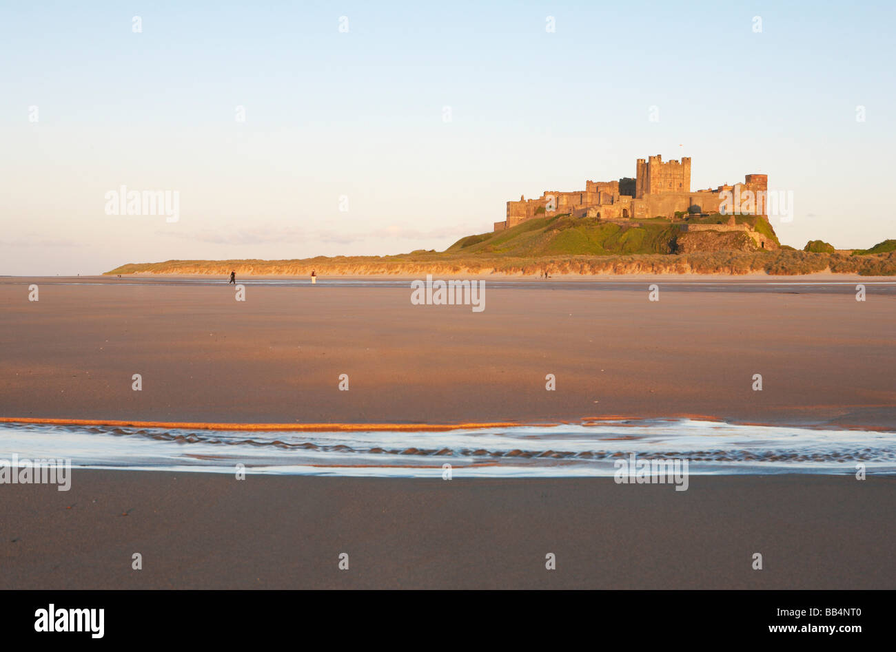 GB Regno Unito Inghilterra NORTHUMBERLAND BAMBURGH CASTLE Foto Stock