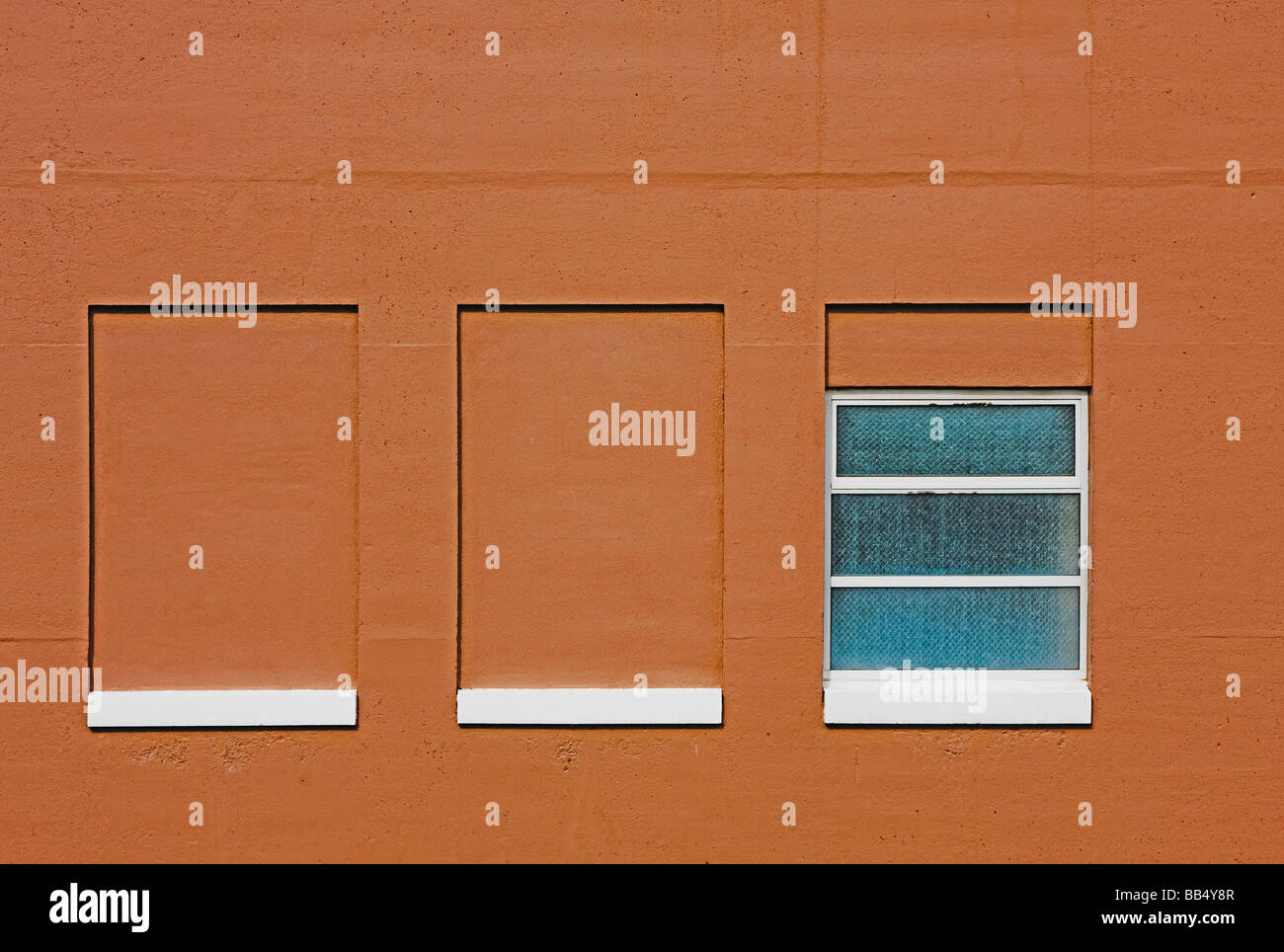 Parete edilizia con finestra Foto Stock