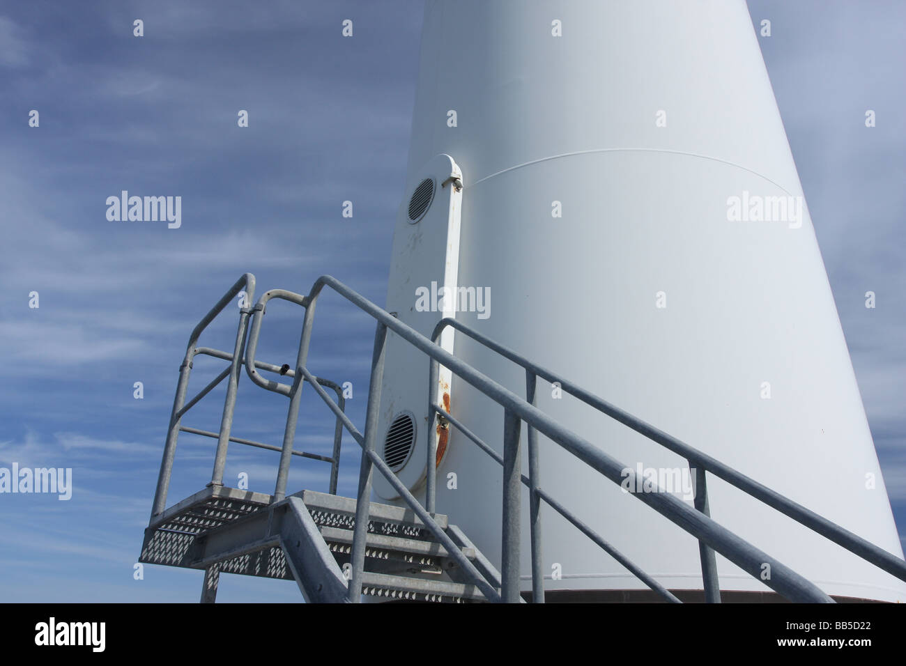 Bonnerup Wind Farm, Danimarca / le turbine eoliche installate in un villaggio di pescatori 7 turbine NEG Micon - 600 kW ciascuno costruito 1996 Foto Stock