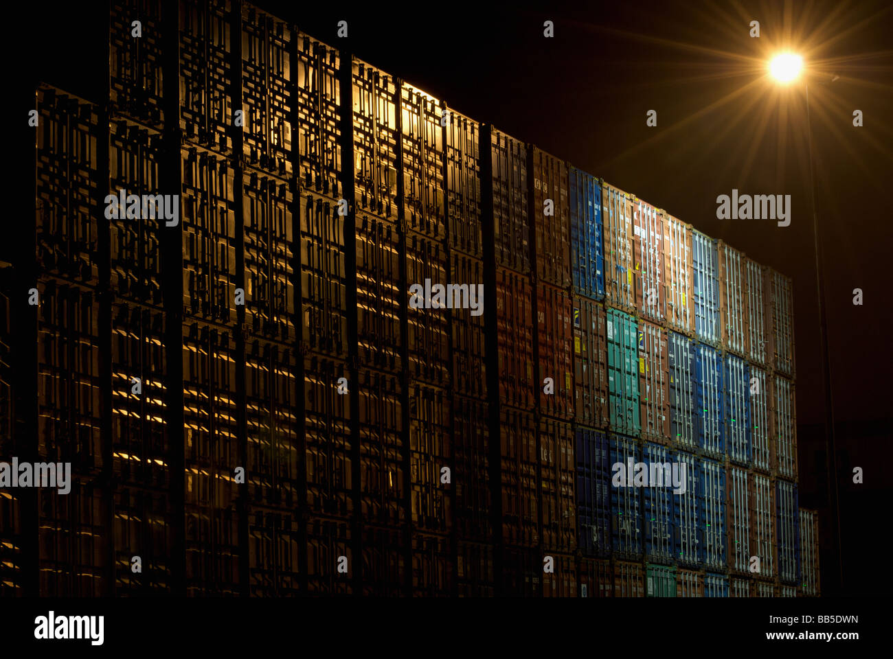 Contenitori, porto di Felixstowe, Suffolk, Regno Unito. Foto Stock