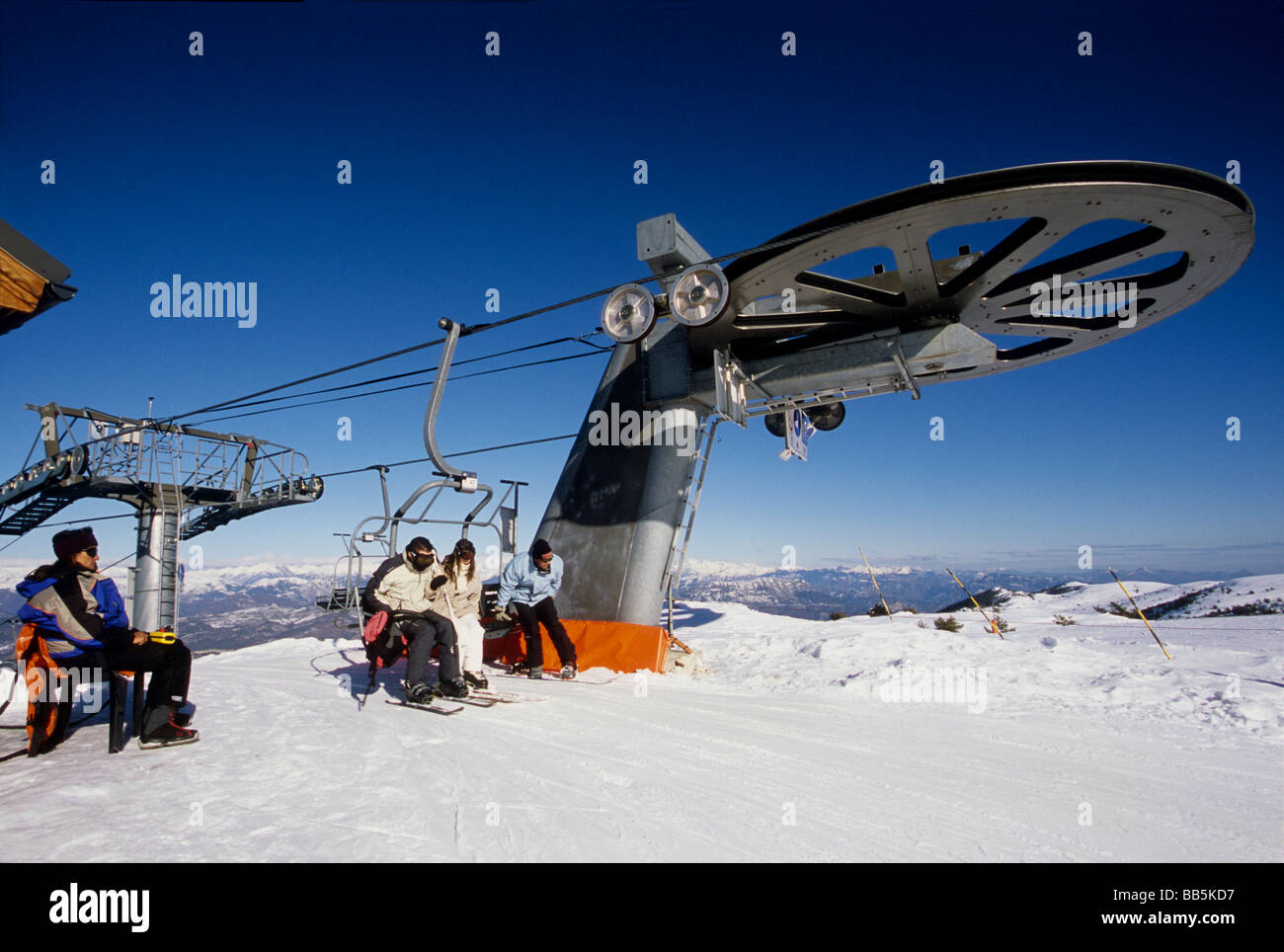 Remote sedia di sollevamento nella stazione di sci di Greolieres les neige 30 miglia di distanza dalla costa mediterranea Foto Stock