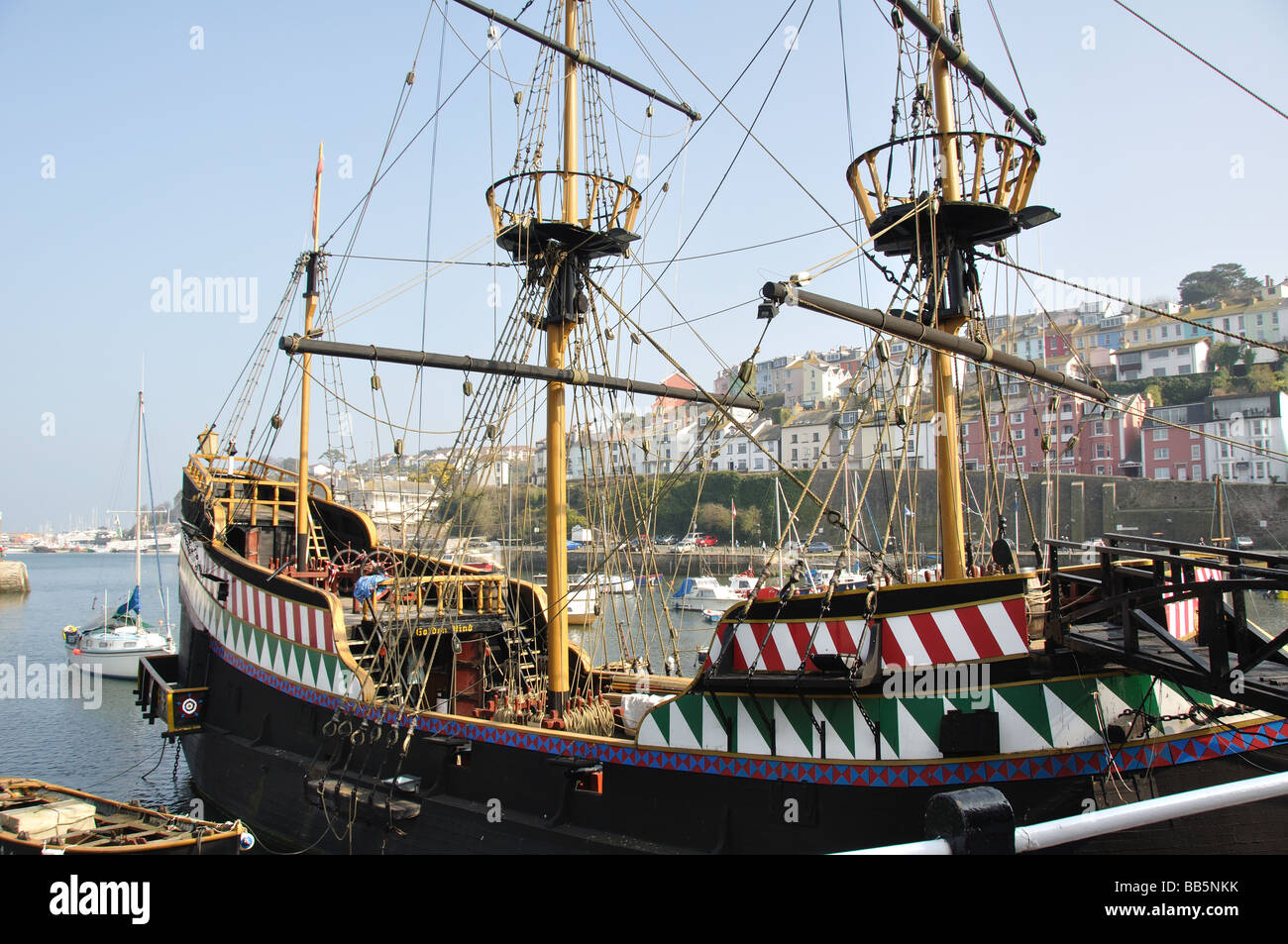 Il Golden Hind in Brixham Harbour, River Dart, South Devon, in Inghilterra. Foto Stock