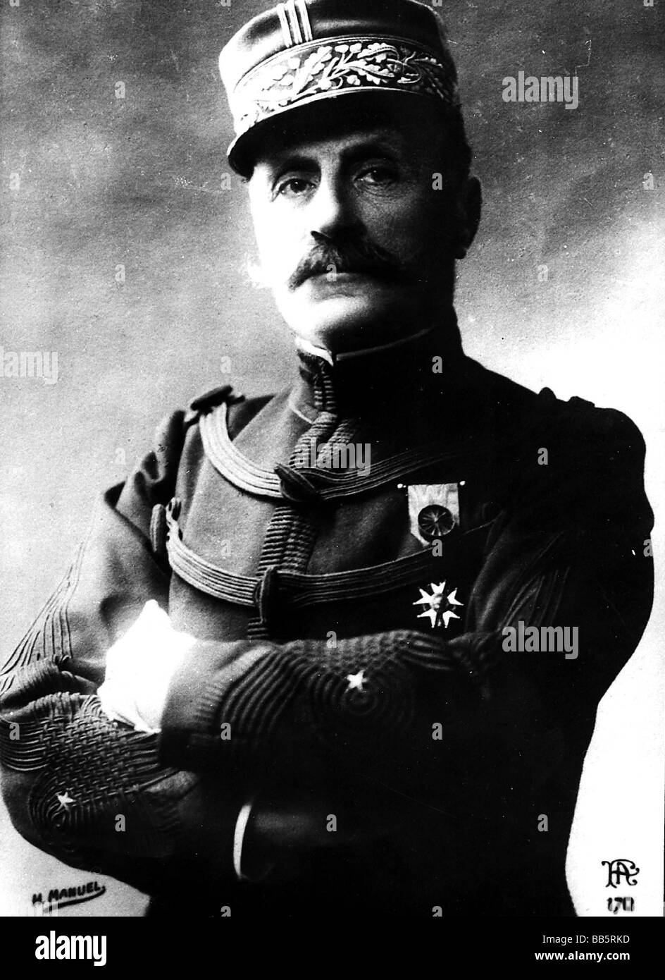 Foch, Ferdinand, 2.10.1851 - 20.3.1929, generale francese, comandante in capo delle forze dell'Entente 1918/1919, mezza lunghezza, foto, di Manuel, circa 1915, Foto Stock