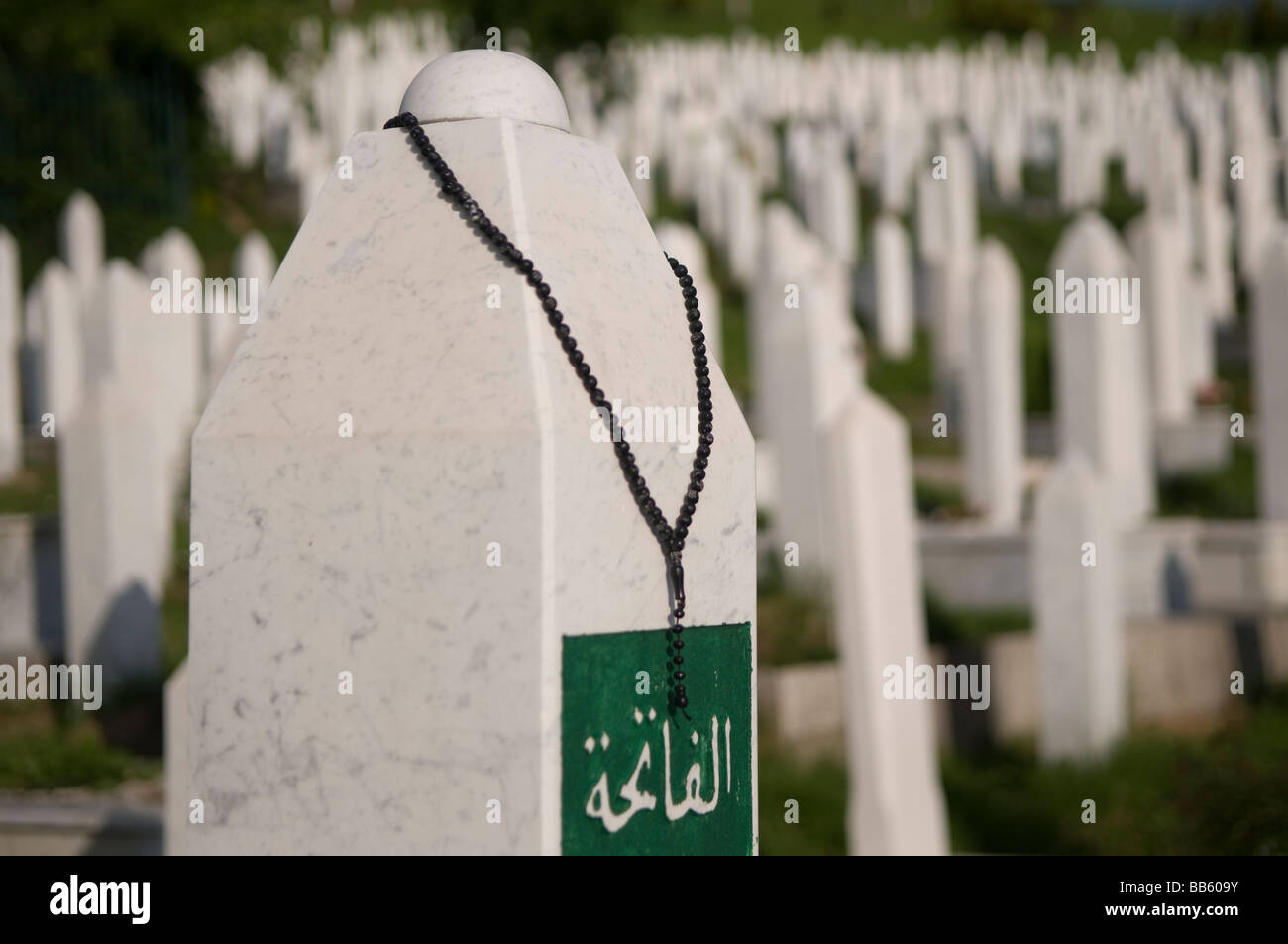I martiri " Memorial Cemetery Kovaci per vittime di guerra a Stari Gradi distretto, a Sarajevo capitale della Bosnia ed Erzegovina Foto Stock
