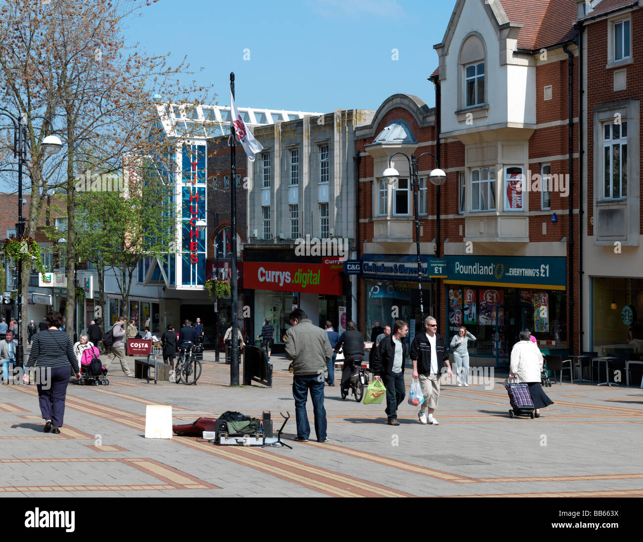 Sutton High Street zona pedonale Surrey in Inghilterra Foto Stock