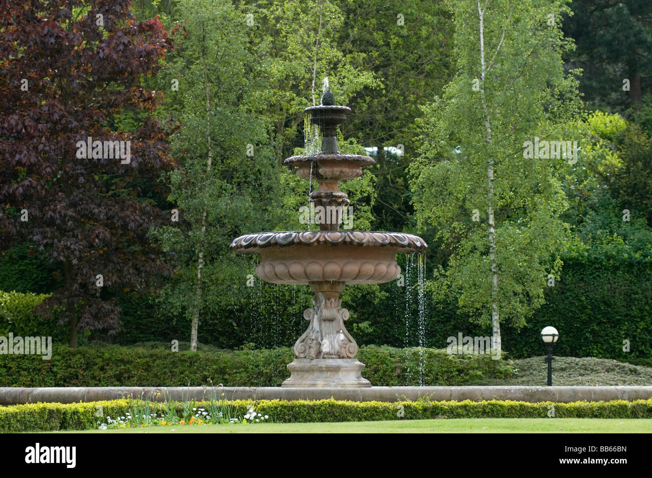 Fontana ornamentali fontane giardini giardino acqua Foto Stock