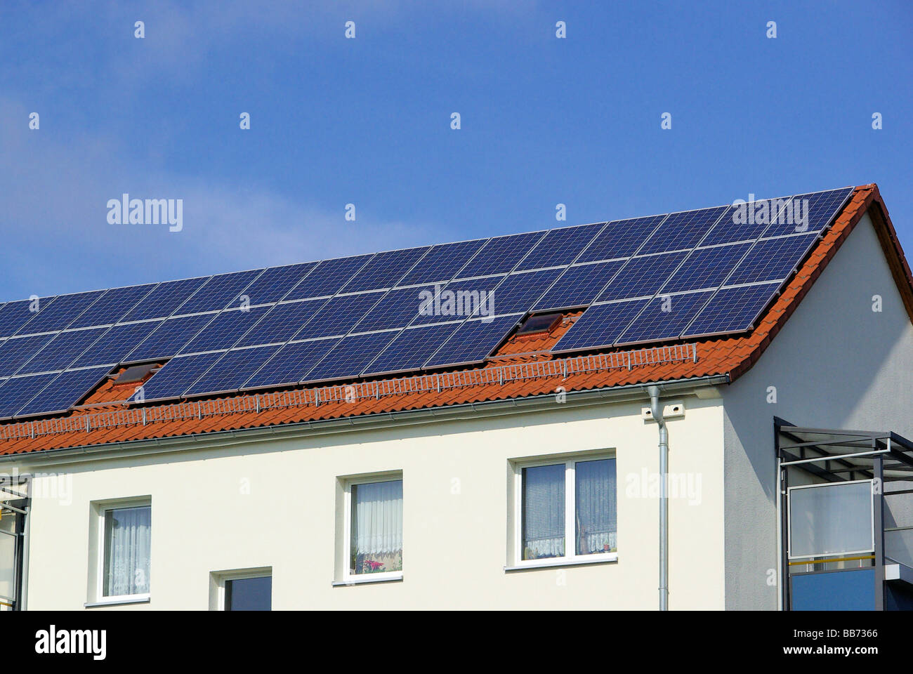 Solaranlage impianto solare 70 Foto Stock