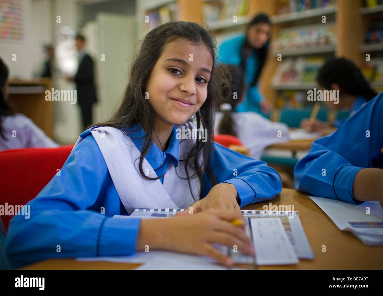 Studente alla classe al National Book Foundation a Islamabad Foto Stock
