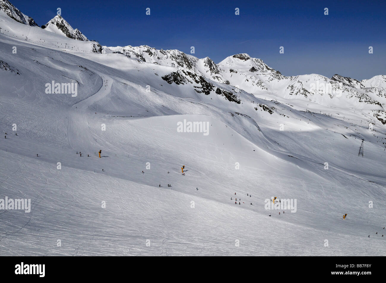 Ski Run presso il Ghiacciaio dello Stubai in Tirolo, Austria, Europa Foto Stock