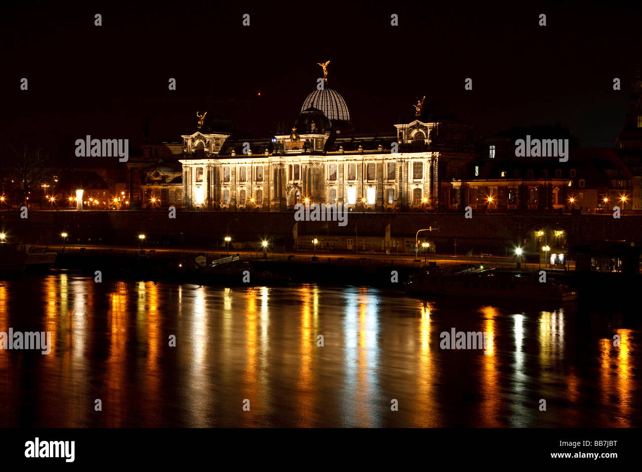 Università di Arti Visive di notte, Dresda, Sassonia, Germania, Europa Foto Stock