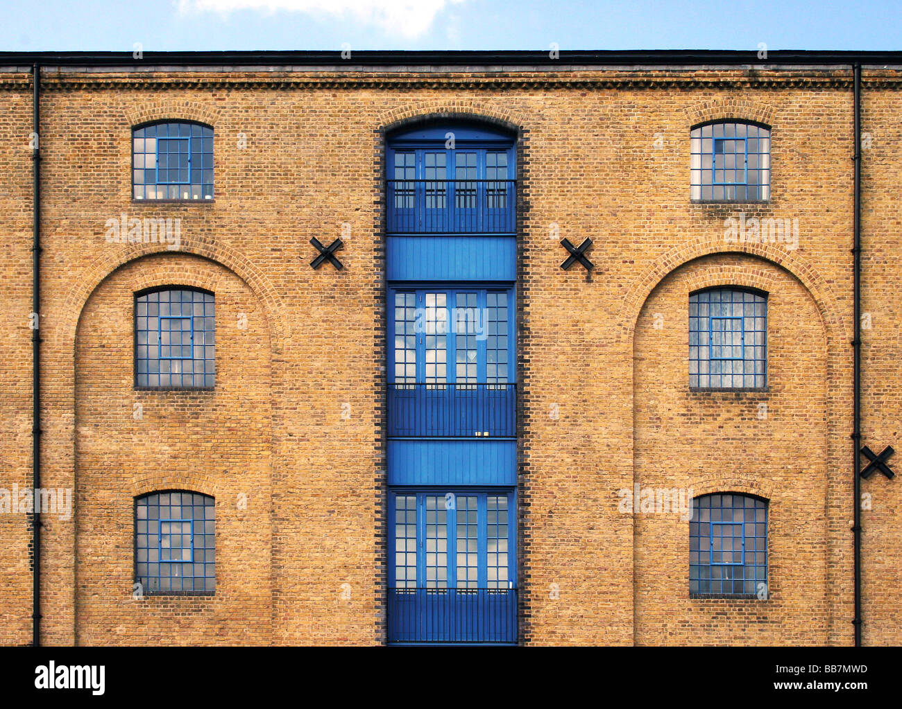 Ristrutturato ex fabbrica London Docklands Foto Stock