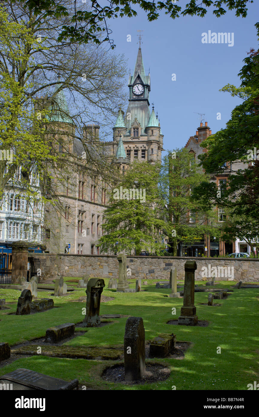 Guardando alla città da Dunfermline Abbey Dunfermline Fife Scozia Maggio 2008 Foto Stock