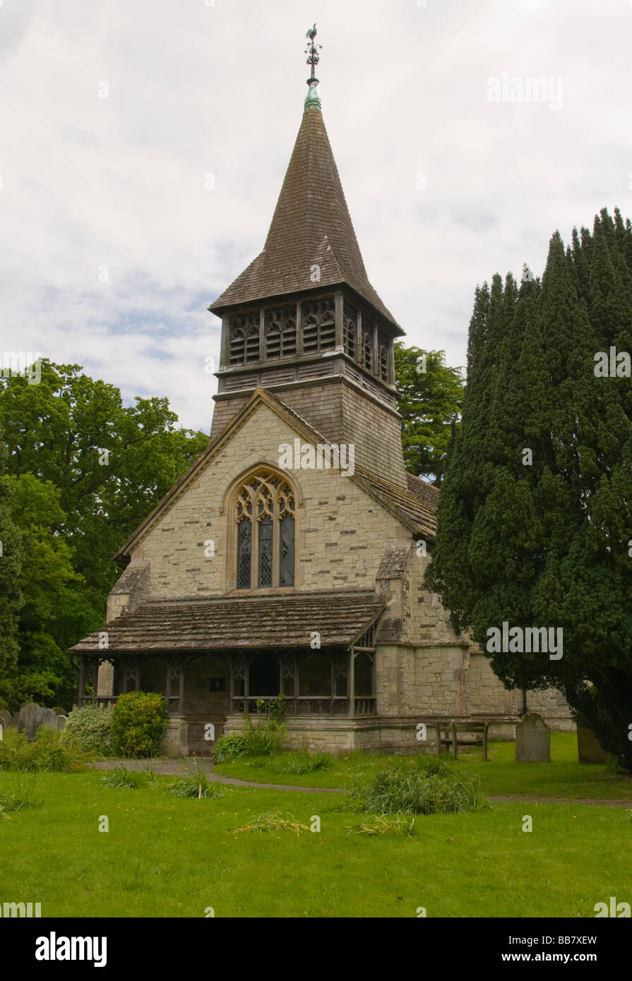 St Bartholemew C di E CHIESA Leigh Surrey in Inghilterra Foto Stock