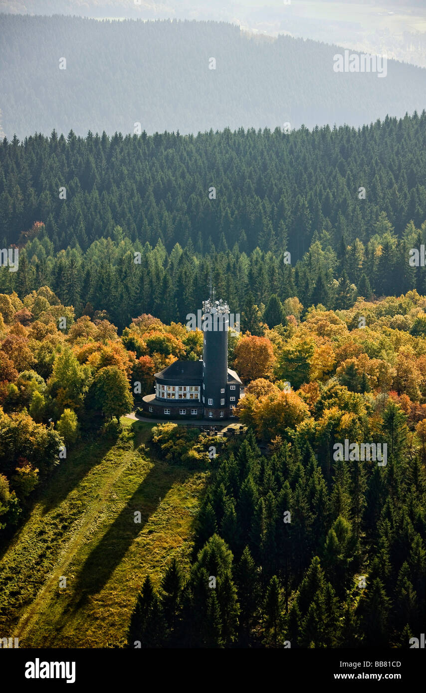 Foto aerea, Hohe Bracht, torre di osservazione, Lennestadt, Sauerland, Renania settentrionale-Vestfalia, Germania, Europa Foto Stock